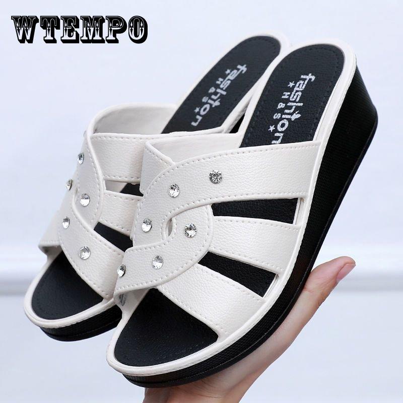 Frauen High Heel Hausschuhe Sommer Tragen Dicken Boden Mode Hause Rutschfeste Mutter Schuhe Weichen Boden Sozialen Keil Frauen Sandalen 40 weiß Frauen High Heel Hausschuhe Sommer Tragen Dicken Boden Mode Hause Rutschfeste Mutter Schuhe Weichen Boden Sozialen Keil Frauen Sandalen 40 weiß von Joom DACH