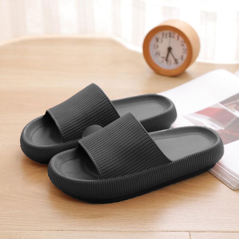 Frauen Männer Hausschuhe Dicke Sohle Sommer Strand Rutschen Badezimmer Anti-Slip Slipper Weiche Sandalen Mode Flip-Flops Ultra-leichte Schuhe 40-41 Frauen Männer Hausschuhe Dicke Sohle Sommer Strand Rutschen Badezimmer Anti-Slip Slipper Weiche Sandalen Mode Flip-Flops Ultra-leichte Schuhe 40-41 von Joom DACH