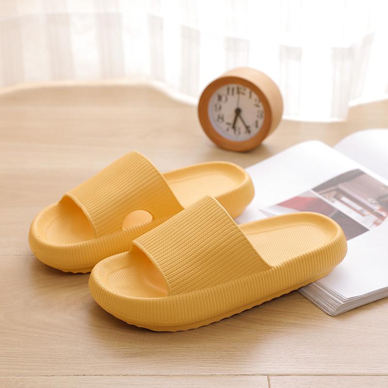 Frauen Männer Hausschuhe Dicke Sohle Sommer Strand Rutschen Badezimmer Anti-Slip Slipper Weiche Sandalen Mode Flip-Flops Ultra-leichte Schuhe 40-41 Frauen Männer Hausschuhe Dicke Sohle Sommer Strand Rutschen Badezimmer Anti-Slip Slipper Weiche Sandalen Mode Flip-Flops Ultra-leichte Schuhe 40-41 von Joom DACH