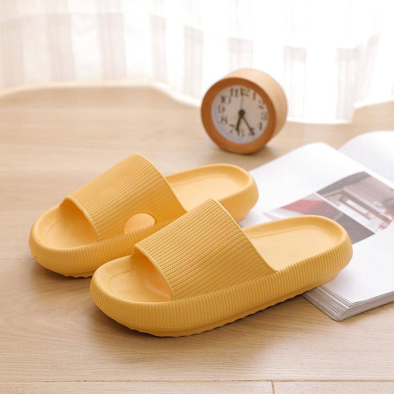 Frauen Männer Hausschuhe Dicke Sohle Sommer Strand Rutschen Badezimmer Anti-Slip Slipper Weiche Sandalen Mode Flip-Flops Ultra-leichte Schuhe 40-41 von Joom DACH