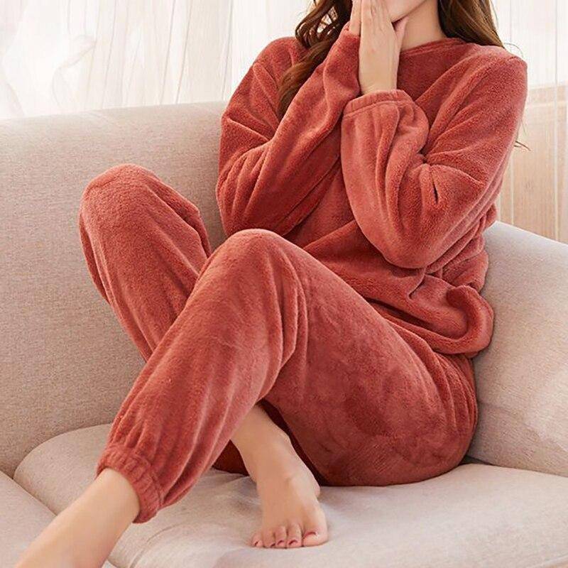 Frauen Samt Pyjama Set Lose Top Und Elastische Taille Hosen Hause Casual Warm Woolen Anzug Frauen Fleece Sets Winter 2023 One Size rot von Joom DACH