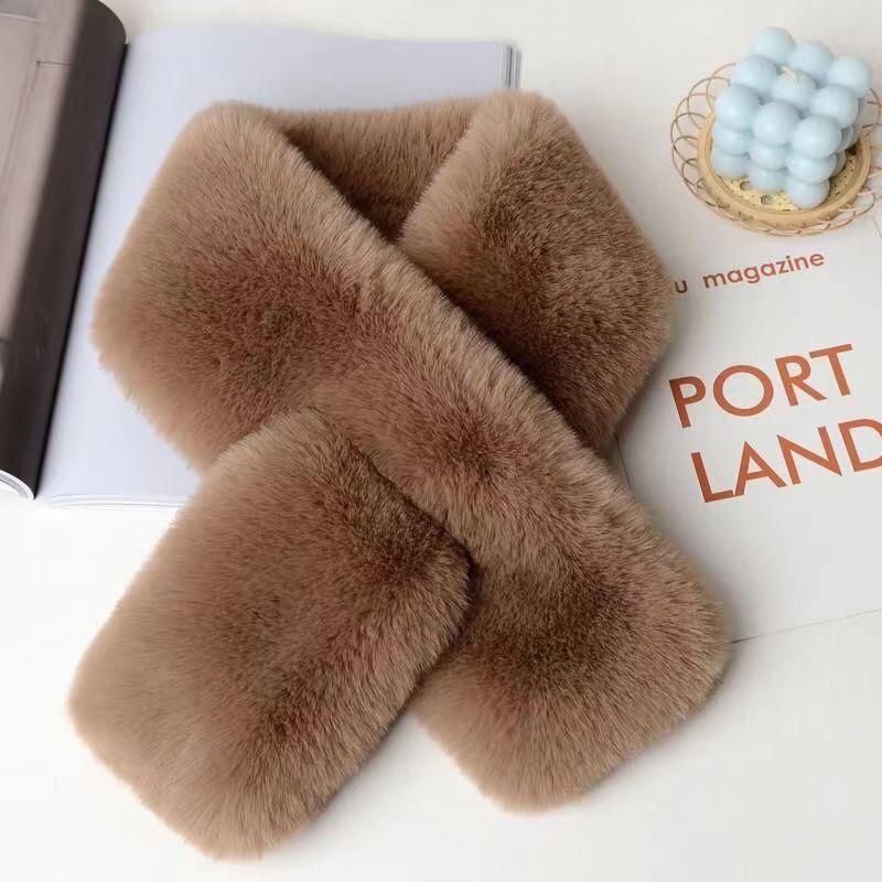 Frauen Winter Pelz Schal Einfarbig Kreuz Koreanische Version Verdickt Weichen Plüsch Hals Kragen Weihnachten Schal One Size dunkle khaki von Joom DACH