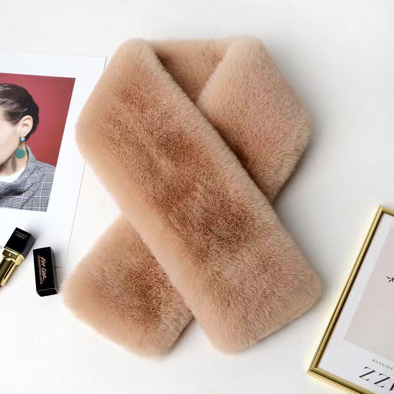 Frauen Winter Pelz Schal Einfarbig Kreuz Koreanische Version Verdickt Weichen Plüsch Hals Kragen Weihnachten Schal One Size helle khaki von Joom DACH