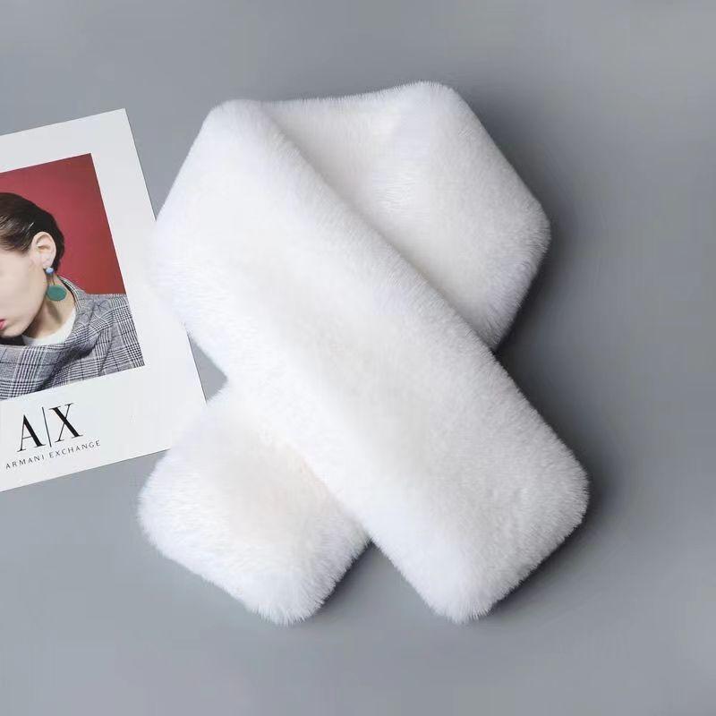 Frauen Winter Pelz Schal Einfarbig Kreuz Koreanische Version Verdickt Weichen Plüsch Hals Kragen Weihnachten Schal One Size weiß von Joom DACH