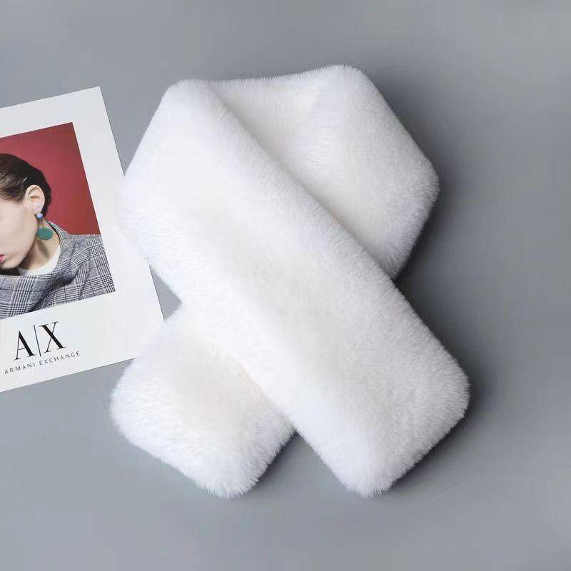 Frauen Winter Pelz Schal Einfarbig Kreuz Koreanische Version Verdickt Weichen Plüsch Hals Kragen Weihnachten Schal One Size weiß von Joom DACH