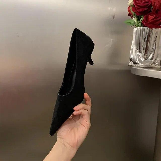 Frühling Frauen Spitz Pumpen Schuhe Mode Flacher Slip Auf Damen Elegante High Heel Schuhe frauen Büro Schuhe 39 schwarz von Joom DACH