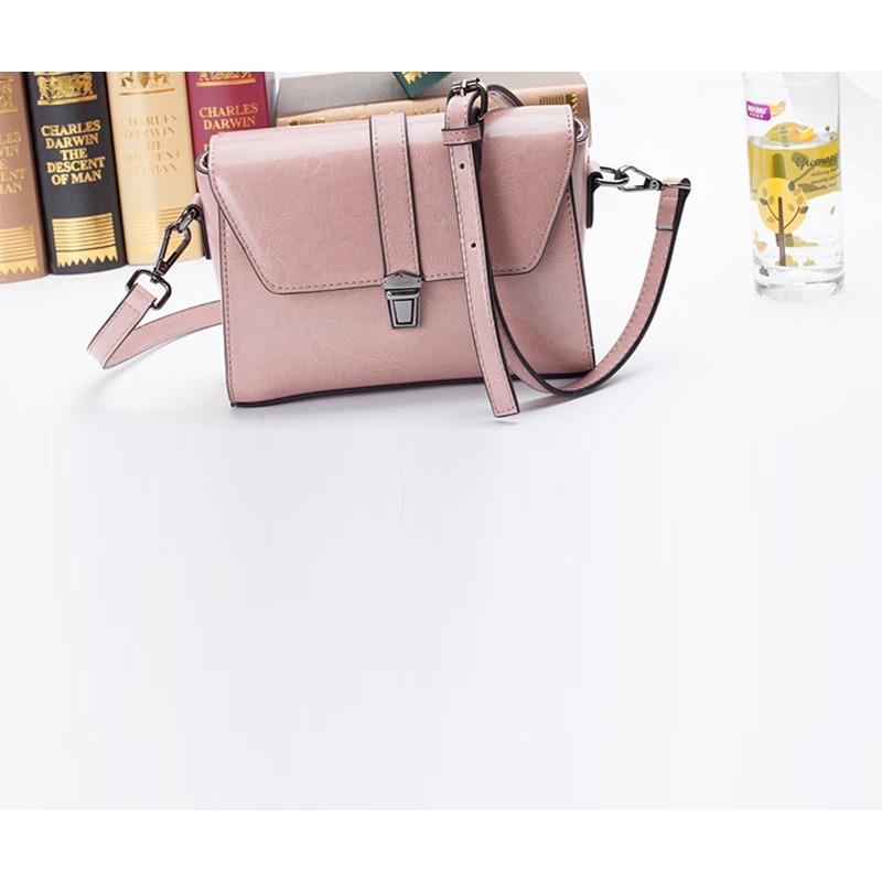 Frühling Literarischer Chinesischer Stil Gepäck Lederwaren Einfarbig Kleine Quadratische Vorhaut Retro Damen Schultertasche rosa von Joom DACH