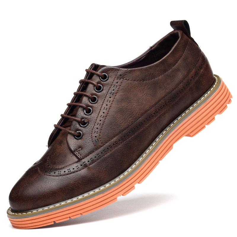 Frühling Neue Brettschuhe Brogue Herrenschuhe Dickbesohlte Lederschuhe Herren Sport- und Freizeitschuhe 44 braun von Joom DACH