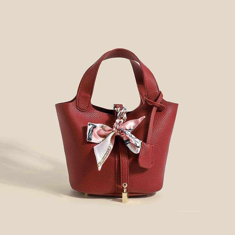 Frühling Neue Trendige Damen Tasche Pendeln Mode Handtasche Tasche Einfarbig Gemüsekorb Tasche Schal Anhänger Handtasche Tasche von Joom DACH