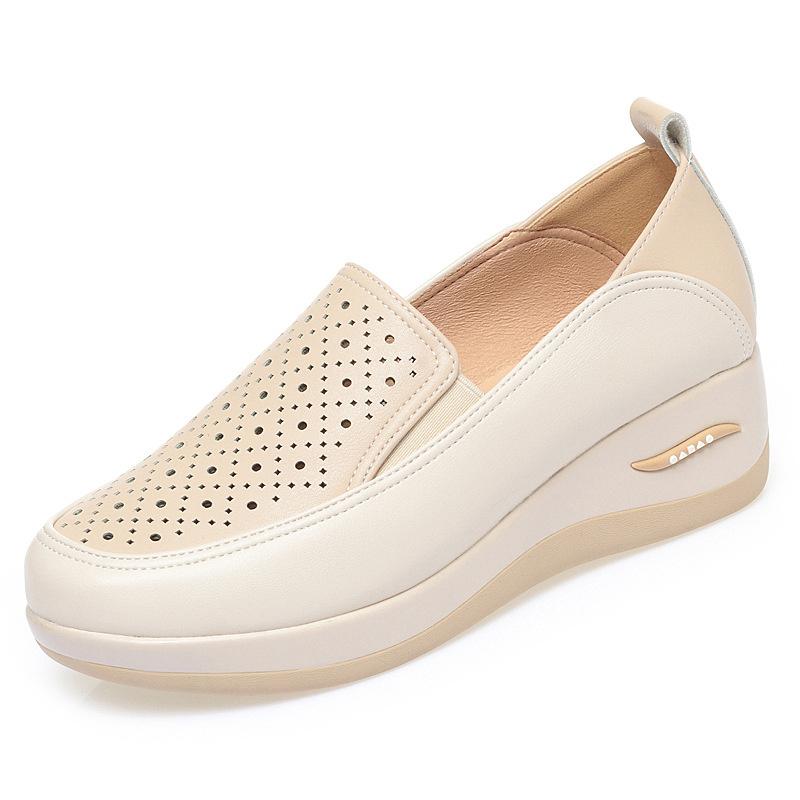 Frühling Weiches Leder Dicke Sohle Damen Schuhe Keile Ausgeschnitten Atmungsaktive Sneakers Plateau Leichtgewichtige Mama Slipper 40 von Joom DACH