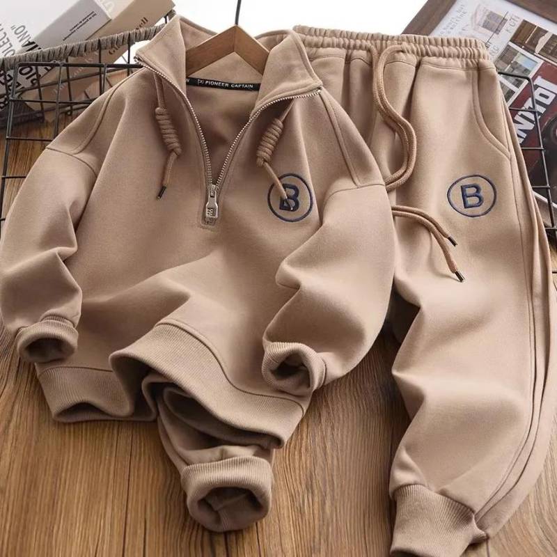 Frühling und Herbst Kinder Trainingsanzug Kinder Sportbekleidung Jungen Kapuzenpullover und Hose Zweiteiliges Set Lockeres Set 110cm kaffeebraun von Joom DACH