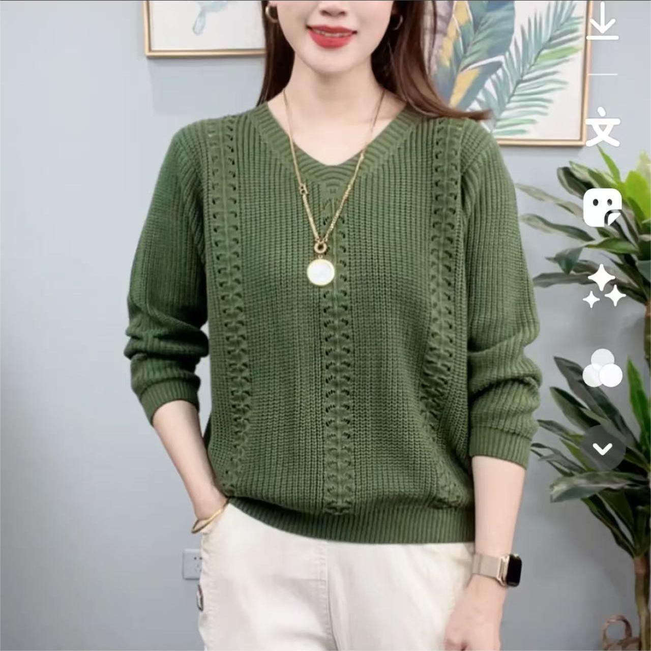 Frühling und Herbst Neuer Damen V-Ausschnitt Strickpullover Lockerer Bottom Top Pullover für Mütter mittleren Alters 3XL von Joom DACH