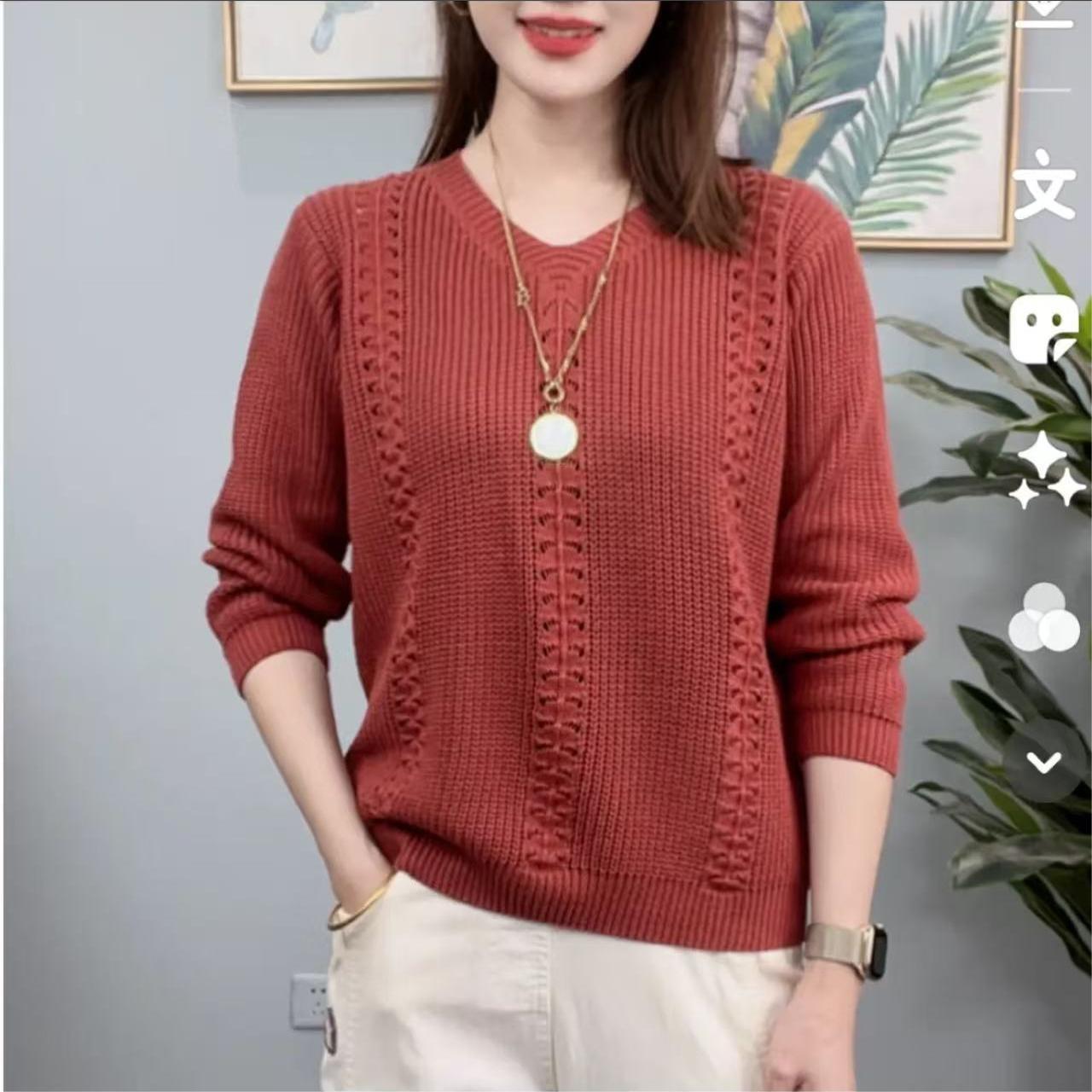 Frühling und Herbst Neuer Damen V-Ausschnitt Strickpullover Lockerer Bottom Top Pullover für Mütter mittleren Alters 3XL von Joom DACH