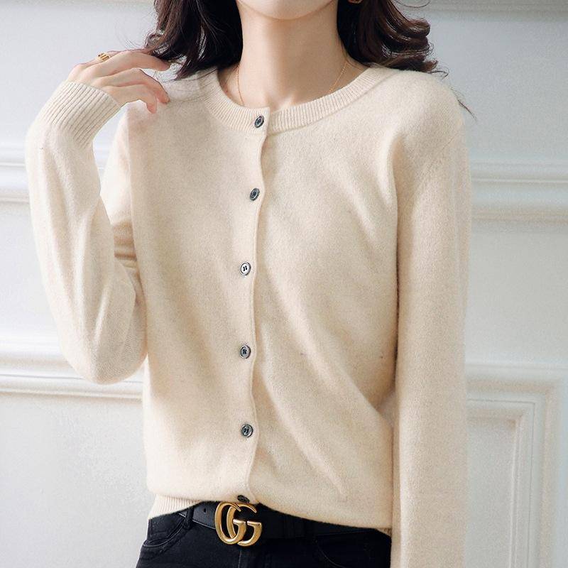 Frühling und Herbst Strickpullover Damen Strickjacke Jacke einfarbig Rundhalsausschnitt Schmal gestrickter Außenpullover XXL beige von Joom DACH