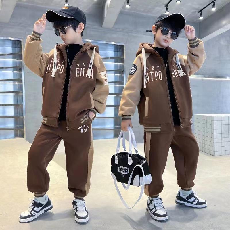 Frühlings- und Herbst-Jungen-Sets Koreanische Version der Kleidung für Teenager 2-teilige Kapuzenjacke Mantel + Hose Lässige Kinderkleidung 170 kaffeebraun von Joom DACH