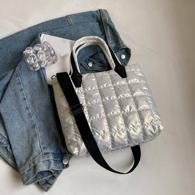 Gesteppte, gepolsterte Tragetasche aus Nylon, einfarbig, Umhängetasche, Puffer-Umhängetasche, Schultertasche für Damen, große Kapazität 31x10x24cm beige von Joom DACH