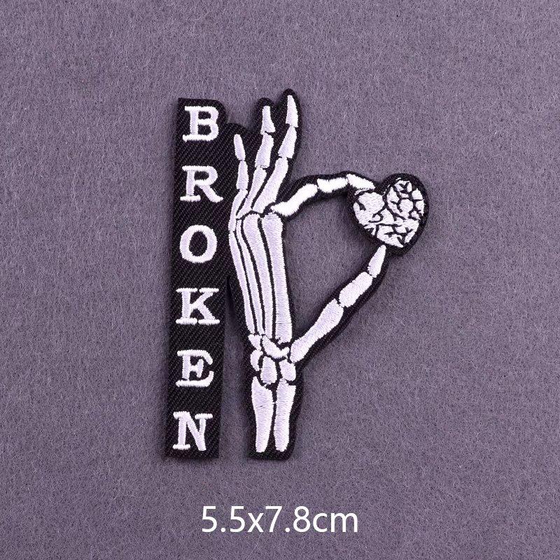 Gestickte Aufnäher für Kleidung, Aufnäher zum Aufbügeln auf Kleidung, Stickerei-Aufnäher, Aufkleber auf Kleidung, thermoklebende Aufnäher von Joom DACH