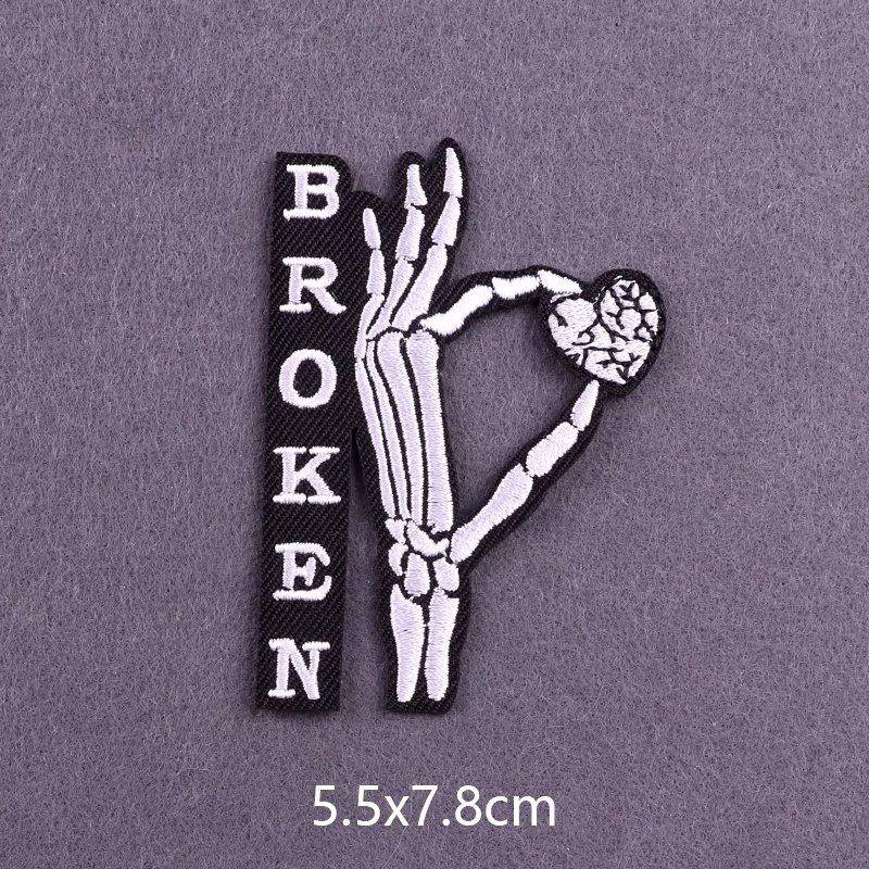 Gestickte Aufnäher für Kleidung, Aufnäher zum Aufbügeln auf Kleidung, Stickerei-Aufnäher, Aufkleber auf Kleidung, thermoklebende Aufnäher von Joom DACH