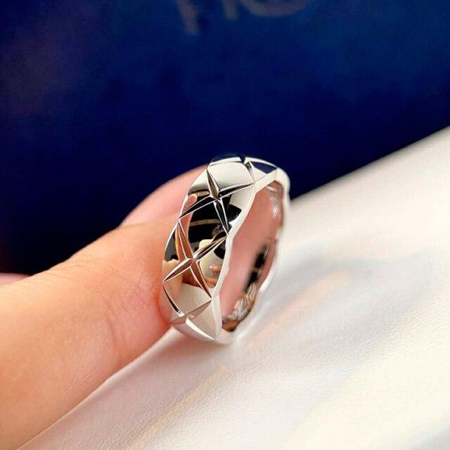 Glatte Raute mit Gittermuster, 6 mm, Ringe aus poliertem Edelstahl, geometrischer, exklusiver Paar-Ehering für Männer und Frauen 8 von Joom DACH