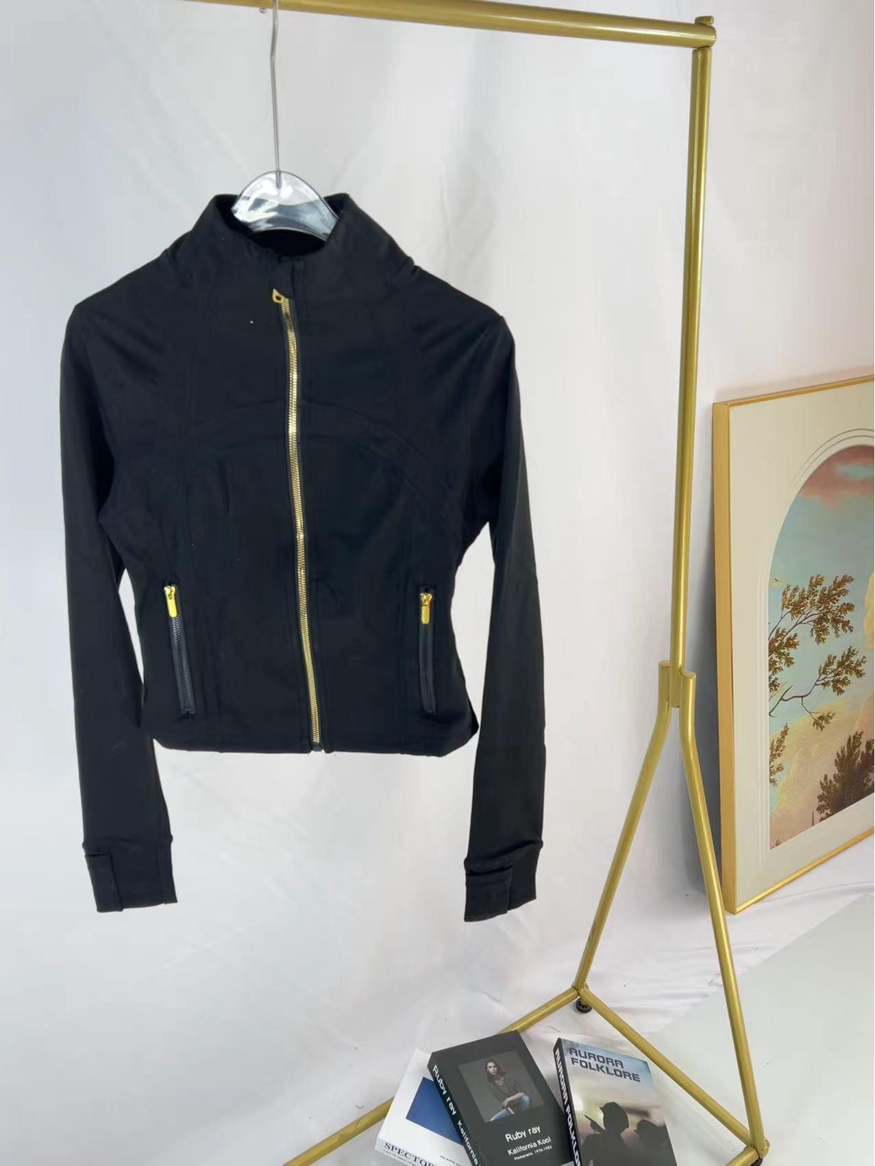 Gold Label Stehkragen Kurzmantel - Damen Slim Fit Sportjacke von Lulu Swiff S von Joom DACH