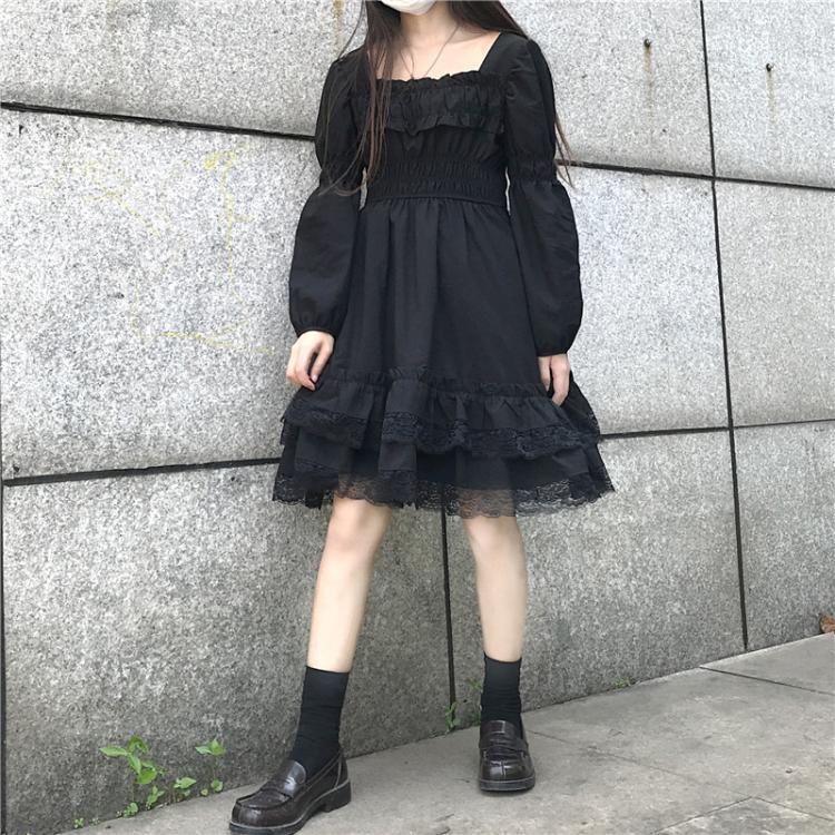 Gothic Kleid Spitzennähte Dunkelschwarz Blasenärmel Schwarzes Kleid Damen Frühlingskleid Lady Style Kleid 2XL schwarz von Joom DACH