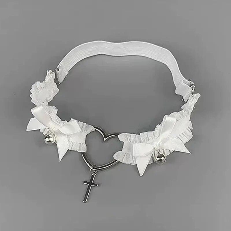 Gothic Spitze Strumpfband Gürtel Herz Schleife Kreuz Anhänger Bein Strumpfbänder Schwarz Weiß Gummiband Cosplay Bein Harness weiß von Joom DACH