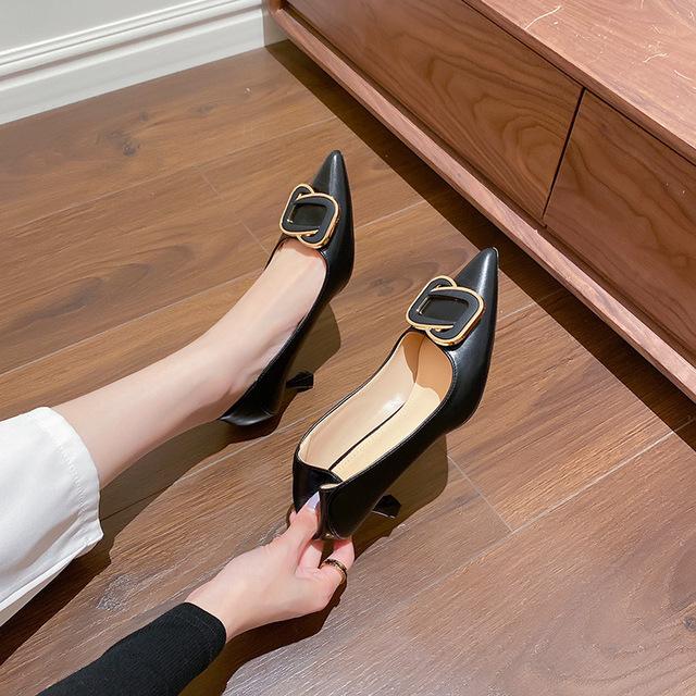 Große Größe 42 43 Pumps für Damen Büroschuhe Mode Frühling Spitzschuh Damen Pumps Niedrige Absätze Damen Täglich High Heels 33 von Joom DACH