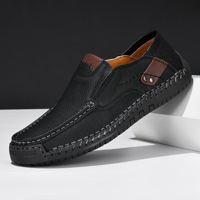 Handgefertigte Leder Herrenschuhe Lässige Bequeme Slipper Loafer Herren Lederschuhe Flats Mokassins Laufschuhe Herbst Dropshipping 39 schwarz von Joom DACH
