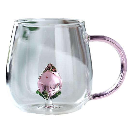 Handgefertigtes Glas Tier Pflanzenform Transparentes Wasserglas Niedliches Kaffee Milch Trinkglas mit buntem Henkel Strawberry von Joom DACH