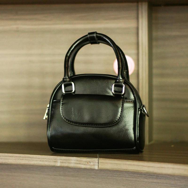 Handtasche Damen Nischendesign Muscheltasche Retro Umhängetasche Tragen Kleine Quadratische Tasche schwarz von Joom DACH
