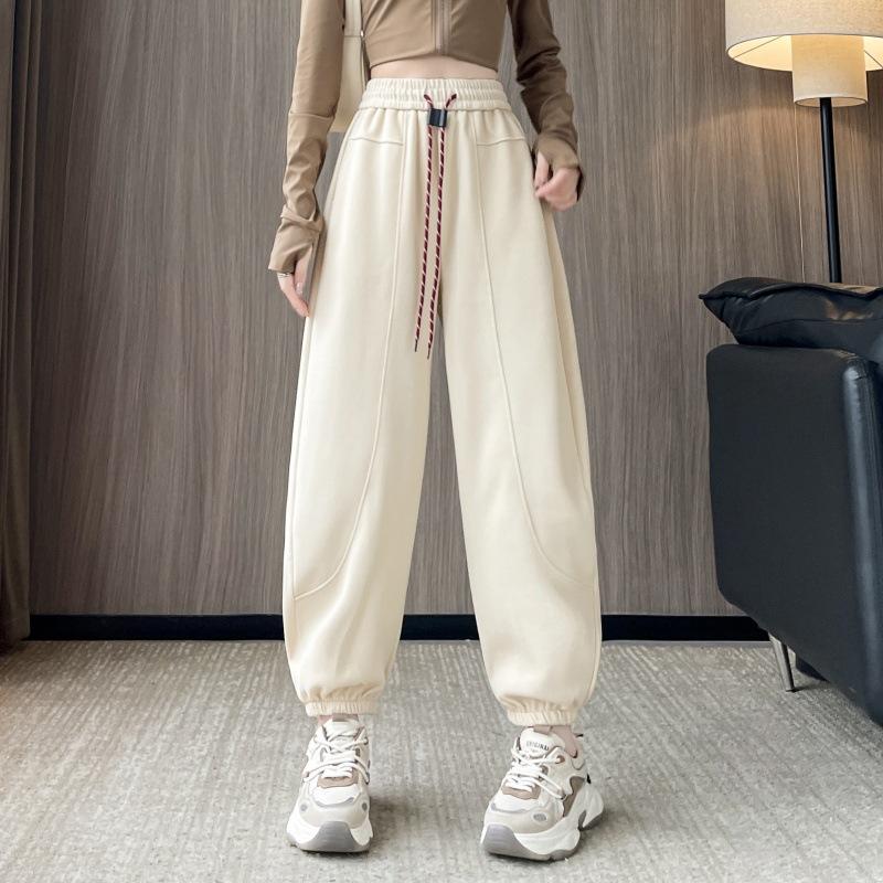 Haremshosen für Damen im Herbst und Winter im neuen Stil, kleine elastische hohe Taille und neunzackige Karottenhosen aus Samt, amerikanische Sport- und Freizeit-Jogginghose 2XL von Joom DACH