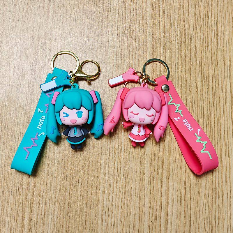 Hatsune Miku Cartoon Mädchen PVC Schlüsselanhänger Figur – Niedlicher Rucksackanhänger & Kleines Geschenk Hatsune Miku Cartoon Mädchen PVC Schlüsselanhänger Figur – Niedlicher Rucksackanhänger & Kleines Geschenk von Joom DACH