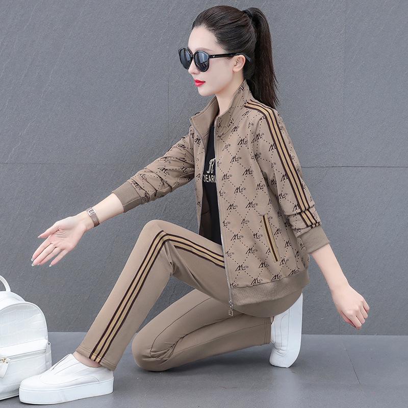 Herbst 2023 Kontrastfarbiger Freizeit-Sportanzug für Frauen mittleren Alters: Bedrucktes Sweatshirt & Sweatpants Set M [recommended for 75-90 jin] von Joom DACH