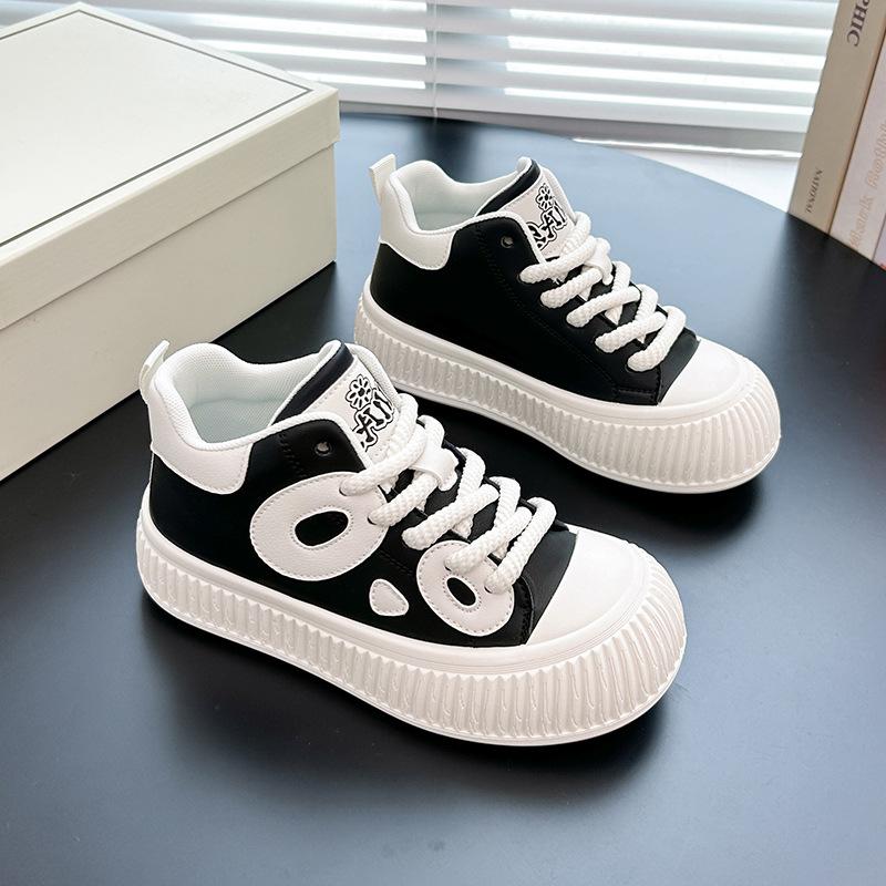 Herbst Neu Ins Atmungsaktive Weiße Schuhe Damen Casual Sneaker Dicke Sohle Alleskönner D'Lites 40 schwarz von Joom DACH