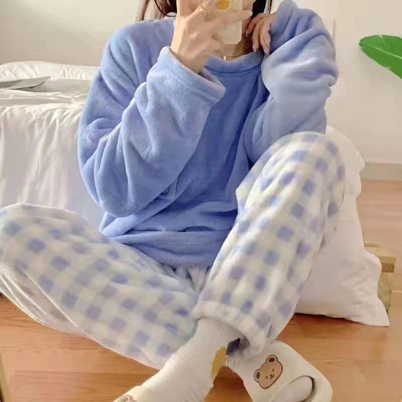 Herbst Neu Warm Rundhals Langarm 2-teiliges Outfit-Set Damen Plüsch Hauskleidung für Damen Niedlicher Druck Pyjama für Mädchen L blau von Joom DACH