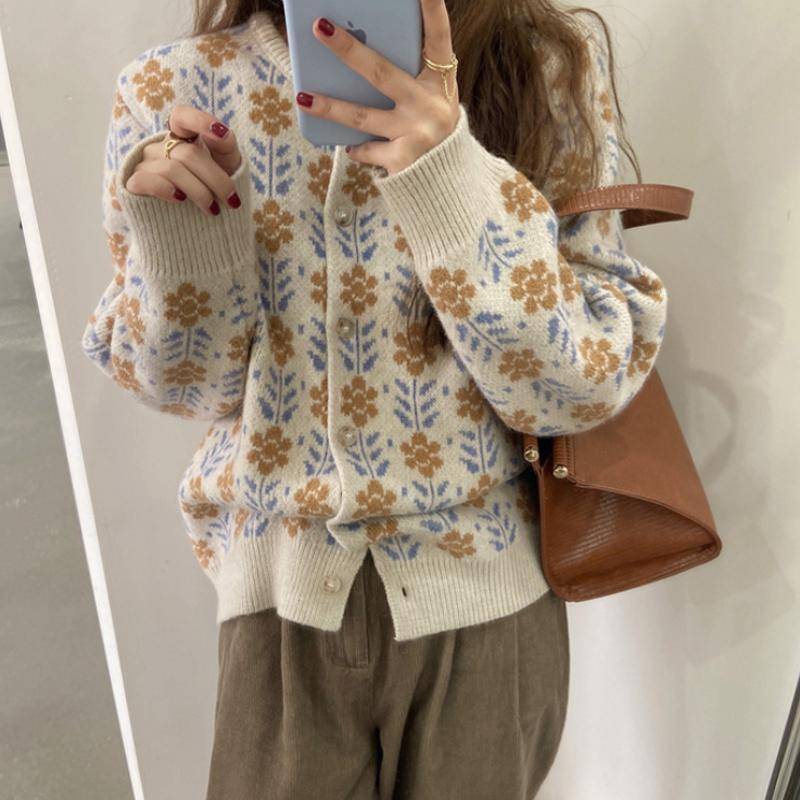 Herbst Strickjacke Frauen Koreanischen Winter Elegante Gedruckt Kalt Bluse Mode Kleidung Pullover Blumen Gestrickte Pullover Strickjacke Y2K Streetwear L beige von Joom DACH