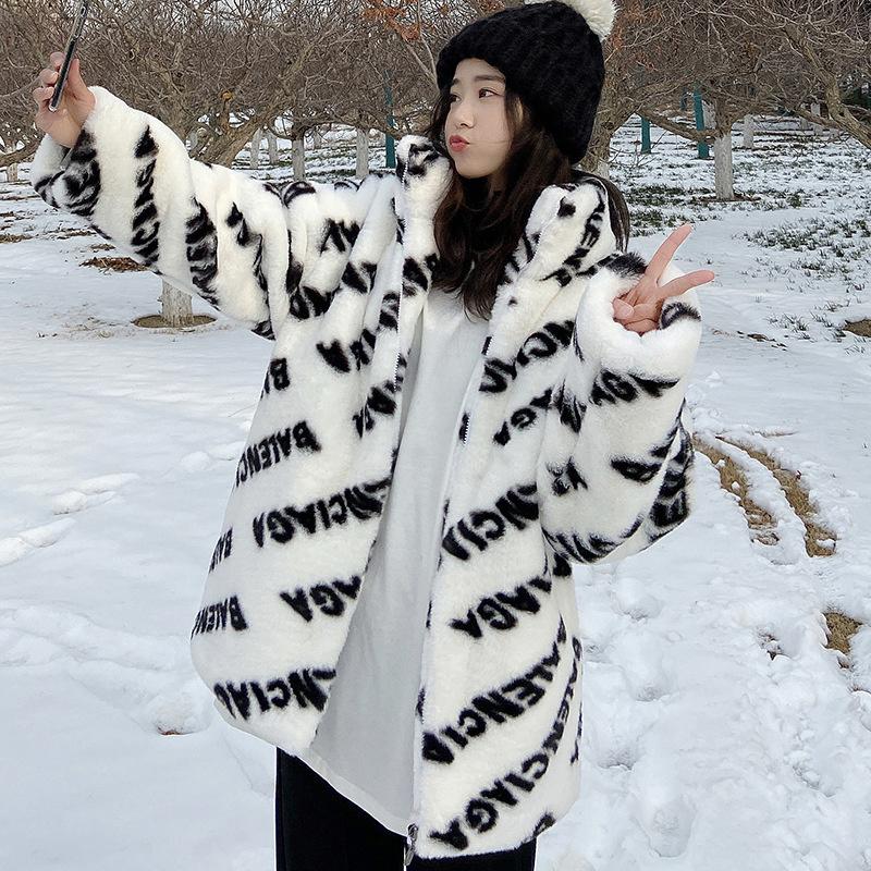 Herbst Und Winter Stil Gebraten Straße Temperament Medium Und Lange Lose Verdickt Brief Imitation Pelz Plüsch Mantel Frauen XL weiß von Joom DACH