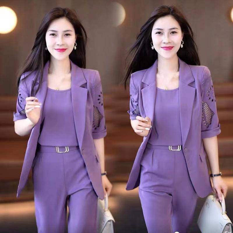 Herbst Vintage Hohl Kurzarm Jacke mit Tank Top Casual Hosen Drei Stück Elegante frauen Hosen Anzug Büro Set XXXL violett Herbst Vintage Hohl Kurzarm Jacke mit Tank Top Casual Hosen Drei Stück Elegante frauen Hosen Anzug Büro Set XXXL violett von Joom DACH