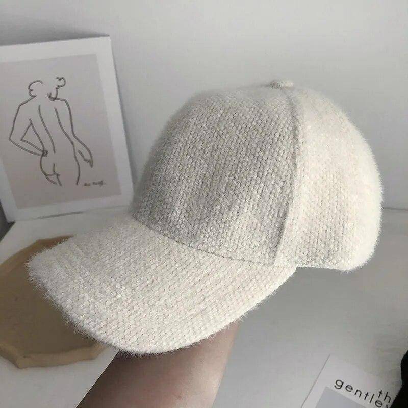 Herbst Winter Einfarbig Baseball Kappe Mode Frauen Visier Hut Weiß Schwarz Warme Kappe Plüsch Baseball Caps weiß von Joom DACH
