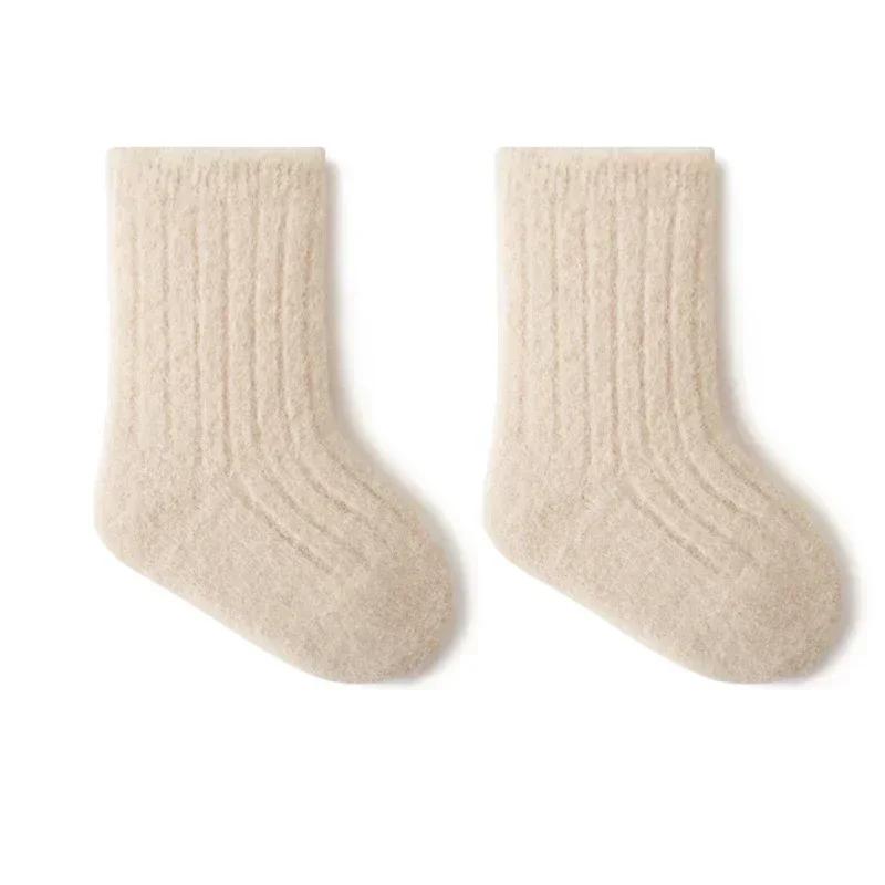 Herbst Winter Neue Babysocken Verdicken Samt Frottee Neugeborener Junge Mädchen Warme Strümpfe Einfarbig Gestrickt Säugling Kinder Mittelrohrsocken M apricot von Joom DACH