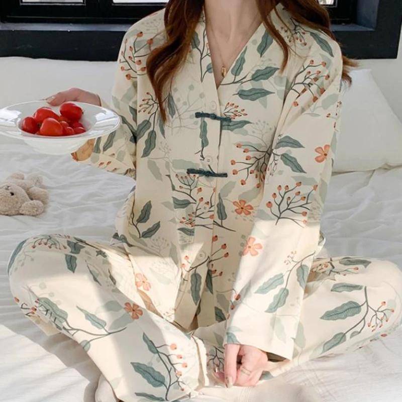 Herbst Winter Neue reine Baumwolle Damen Hauskleidung V-Ausschnitt Strickjacke Zweiteiliges Set Brach Langarm Luxus Damen Pyjamas L beige von Joom DACH