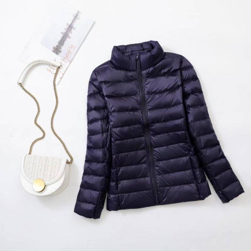 Herbst Winter Übergröße Leichte Daunenjacke Damen Innenstoff Slim Kurz Stehkragen Warm Weiße Entendaunenmantel Damen Oberbekleidung 7XL navy blau von Joom DACH