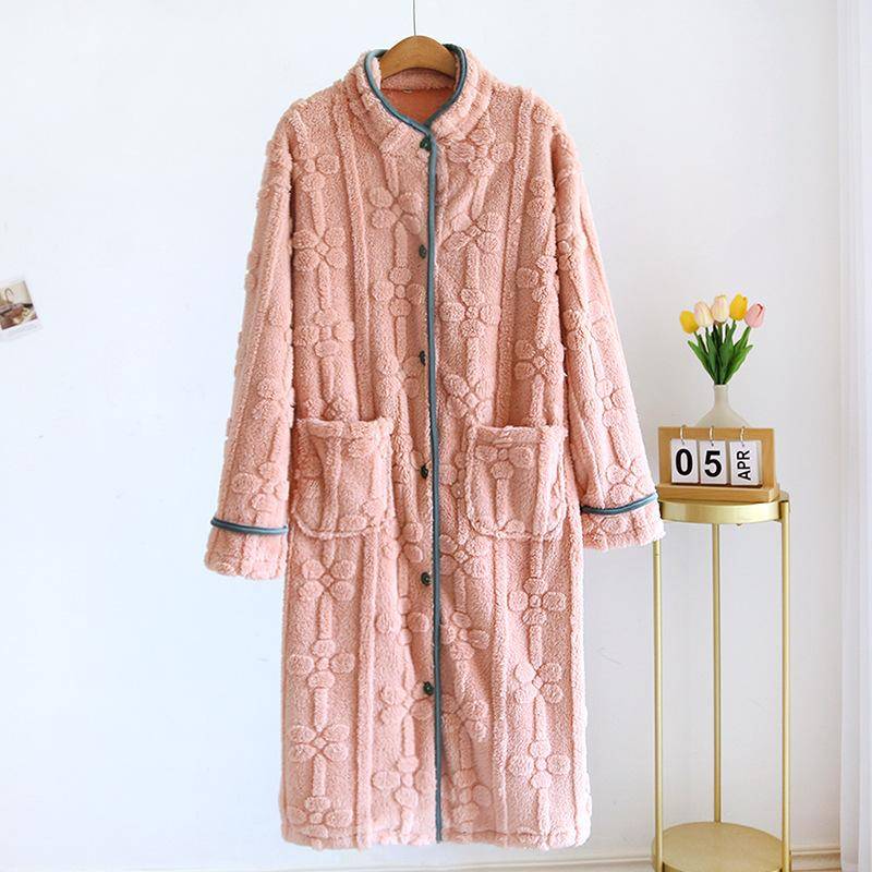 Herbst und Winter Neuer Damen-Nachthemd Flanell Süß und Niedlich Bademantel Damen-Nachthemd Stehkragen Knopf Hauskleid XL rosa von Joom DACH