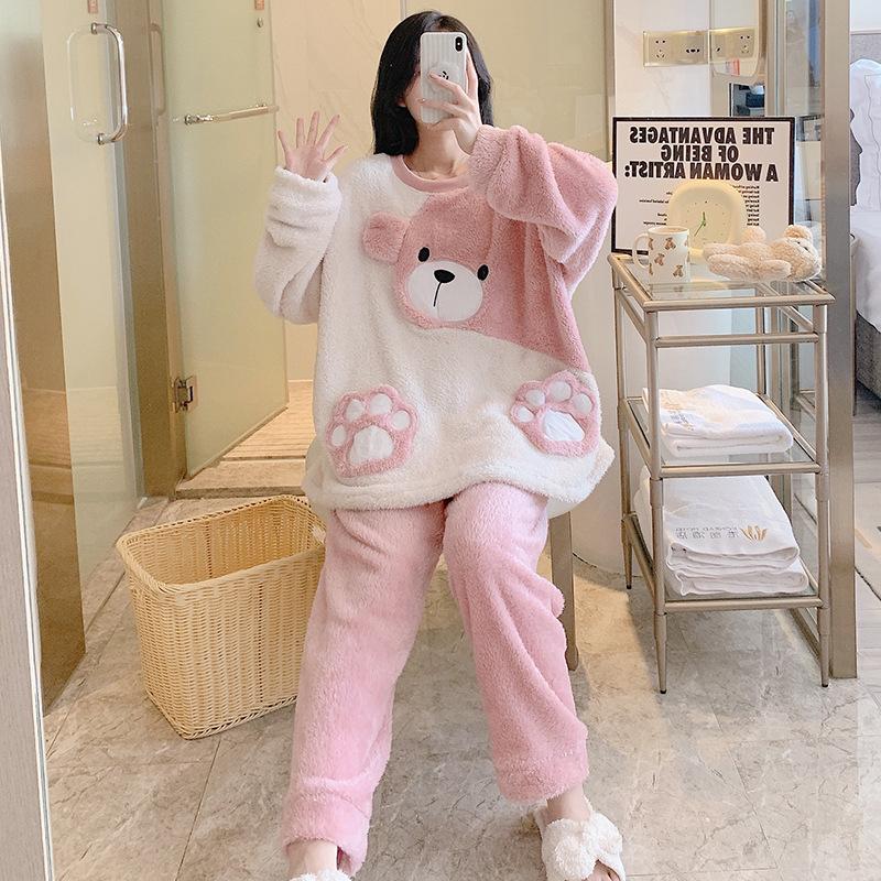 Herbst- und Winter-Pyjama-Set aus Flanell für Damen, süßer Pyjama mit Bären-Print, großes Homewear-Set, Mädchen-Pyjama, Damen-Pyjama 5XL von Joom DACH