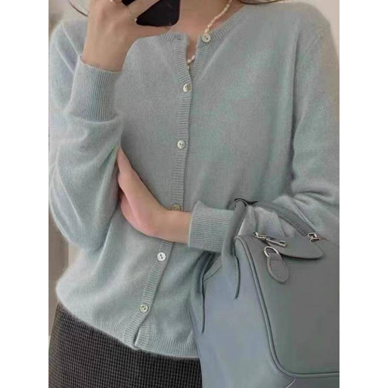 Herbst und Winter Super Feuer Sanfter Wind Kurzmantel Basis mit einem Designgefühl der Minderheit Waschbärhaar Strick-Cardigan Pullover für Damen One size von Joom DACH