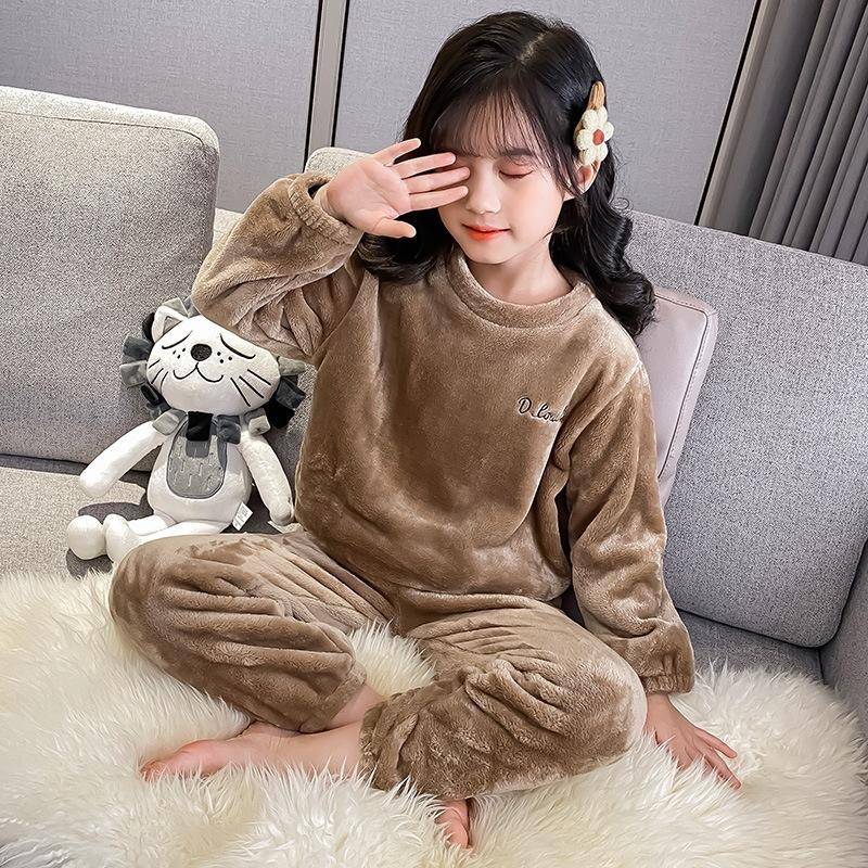 Herbst und Winter Warme Heimanzüge Kinderkleidung Kinder Korallenvlies Pyjama Sets Baby Jungen Mädchen Plus Samt Dicke Nachtwäsche Zweiteiliges Set 150cm kaffeebraun von Joom DACH