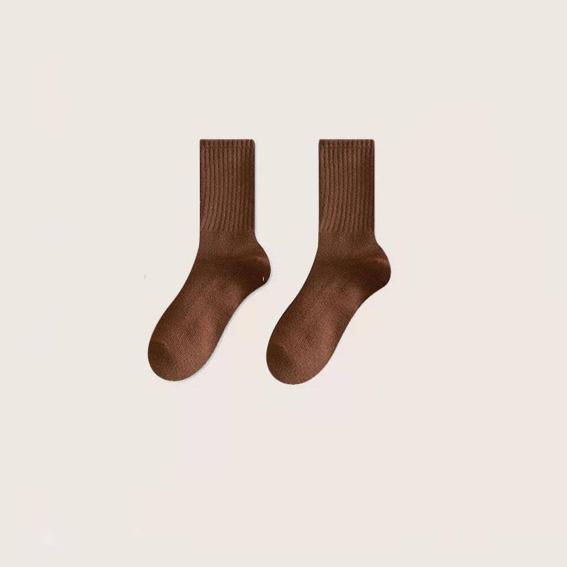 Herbst und Winter vertikal gestreifte einfarbige Mittelrohrsocken All-Match-Fleece-Socken ohne Knochen Damen-Sportsocken One size dunkel kaffee von Joom DACH