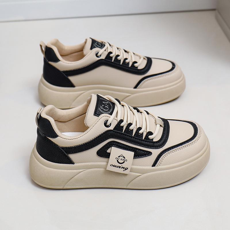 Herbstmode Vielseitige Damen Leder Freizeitschuhe Designer Marke Schnürschuhe Saft-Sohle Sneakers Student Skateboard Schuhgröße 40 39 schwarz von Joom DACH