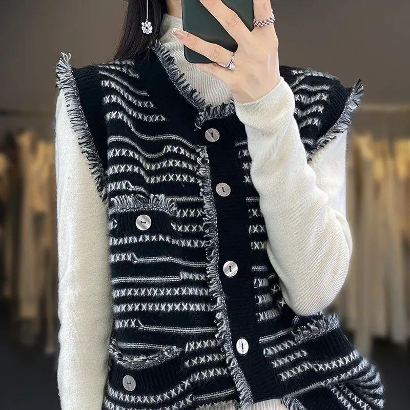 Herbstweste Damen Rundhals Kontrastfarbe Mehrlagig Ärmellos Gestrickt Quaste Camisole Pullover Damenweste XL schwarz von Joom DACH