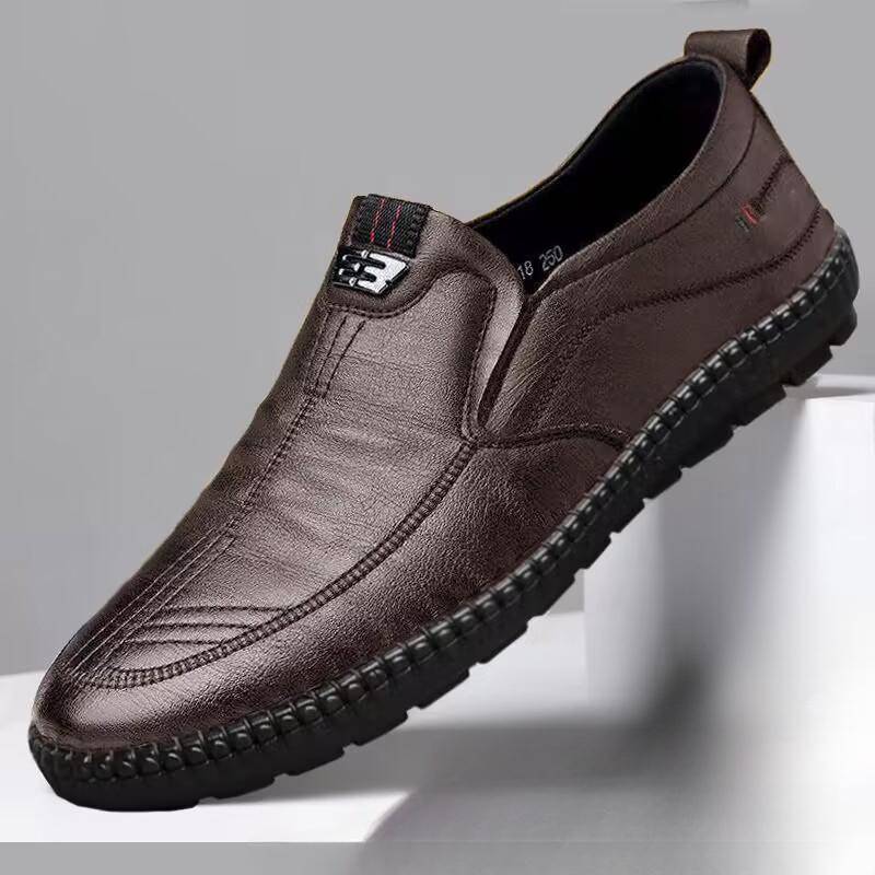 Herren-Halbschuhe aus Leder, rutschfest, atmungsaktiv, für den Außenbereich, zum Reinschlüpfen, Freizeitschuhe für Männer, für die Arbeit, das Büro, Autofahren 43 von Joom DACH